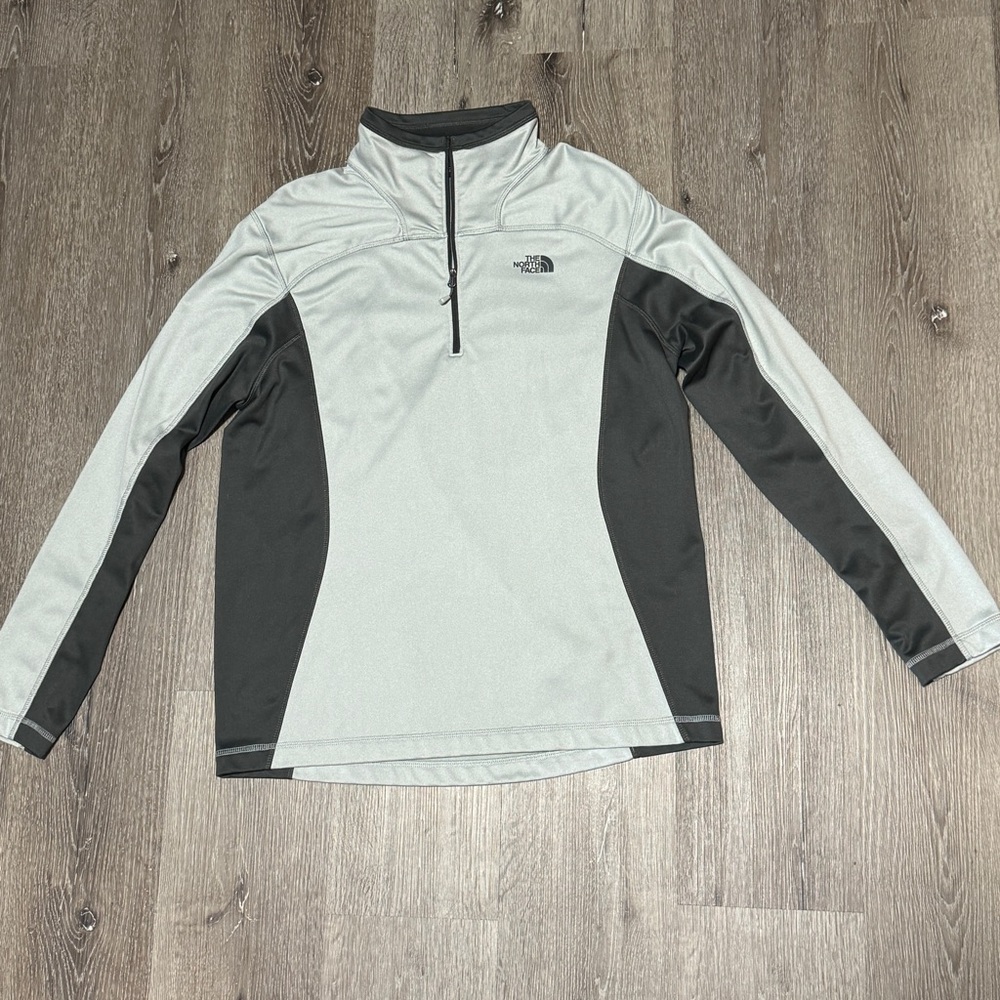 The North Face Gray and Black Men's Shirt